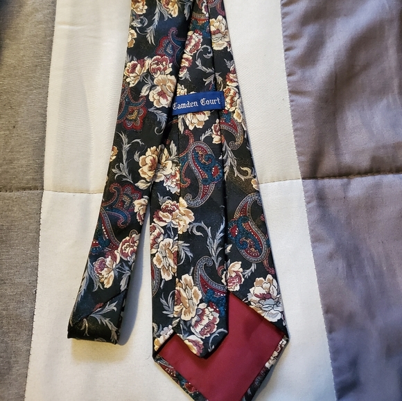 Necktie - Picture 2 of 2